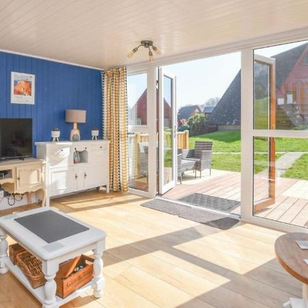 Foxes Sea Side Retreat Deluxe Chalet Is A Lovely Holiday Home Tucked Away On The Kent Coast Kingsdown  Exteriör bild